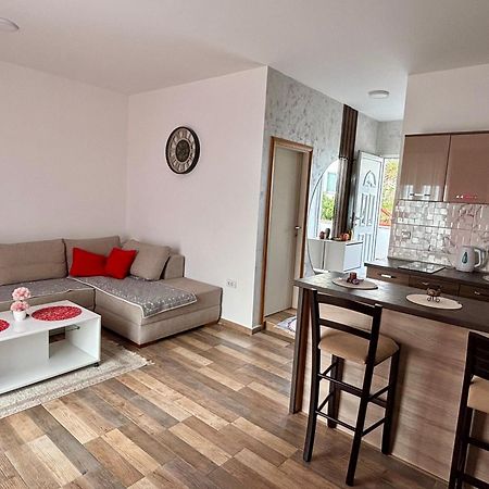 Apartmani Jovan Ulcinj Exterior foto
