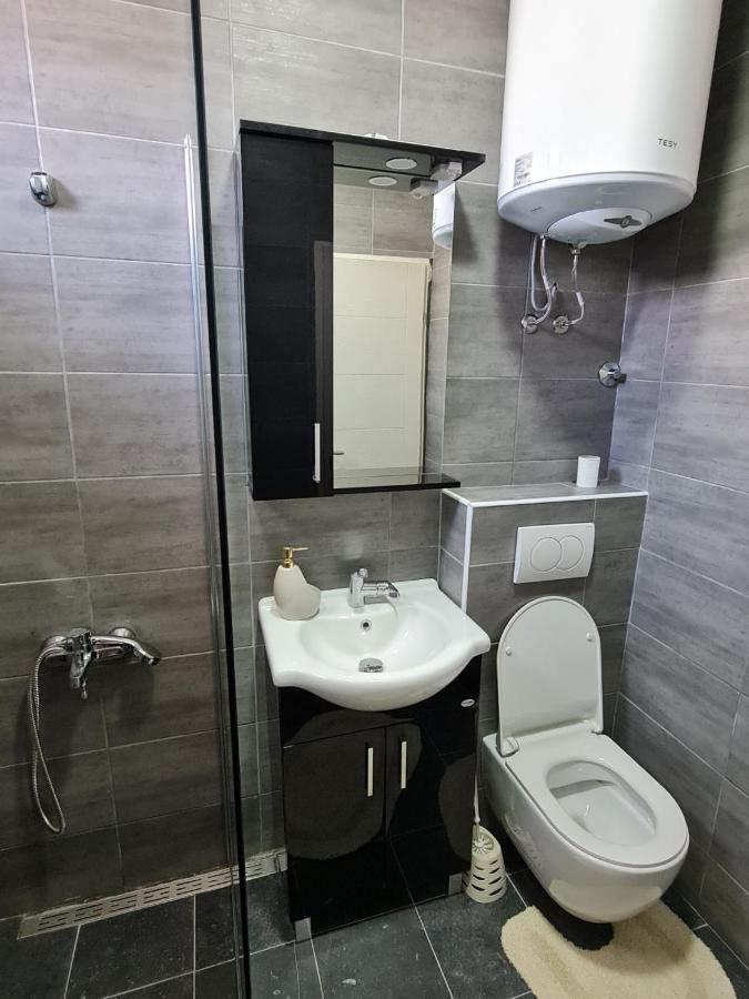 Apartmani Jovan Ulcinj Exterior foto
